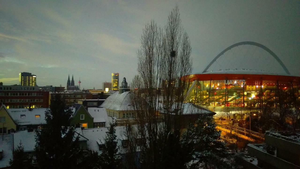 Koeln Deutz/Messe, Lanxess Arena Apartment Luaran gambar