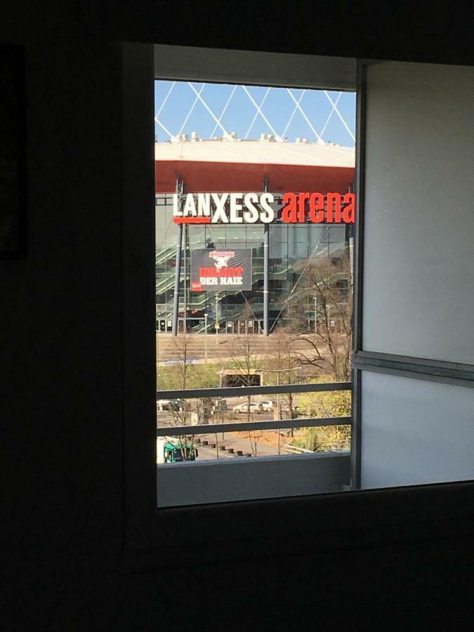 Koeln Deutz/Messe, Lanxess Arena Apartment Luaran gambar